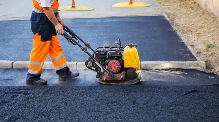 Professional gutter cleaning in Oakland, AR